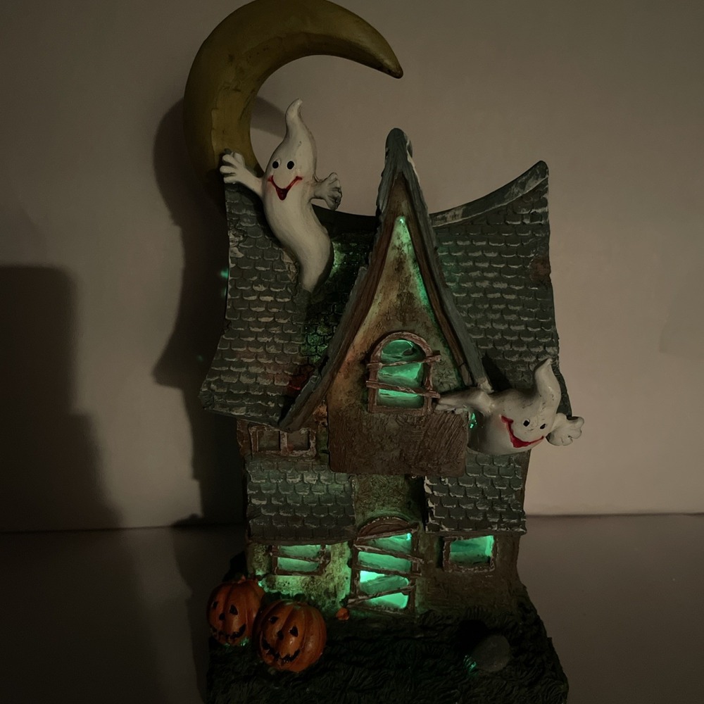 VINTAGE HALLOWEEN HOUSE LIGHT UP Color Changing DECORATION SPOOKY TESTED - Picture 4 of 16